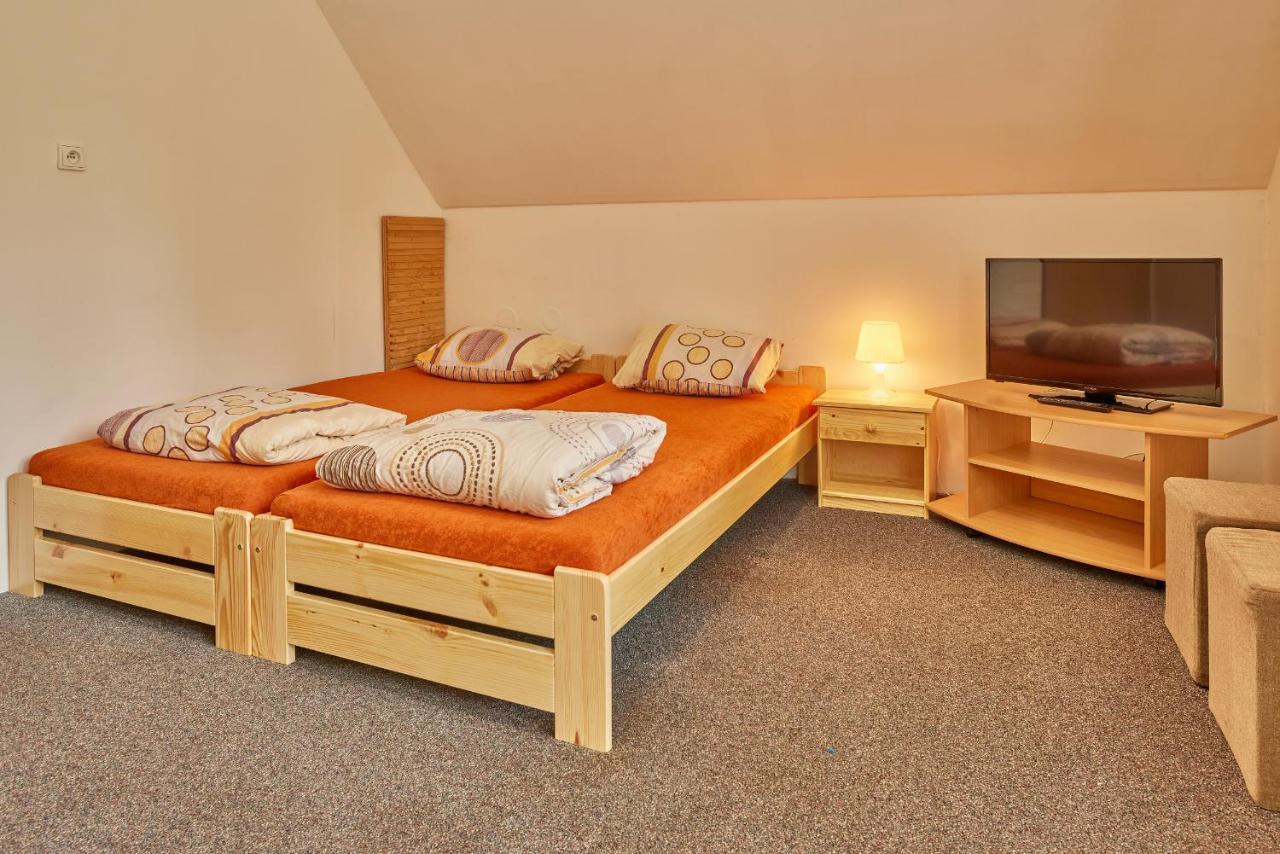 Camp Dolce Hotell Trutnov Eksteriør bilde
