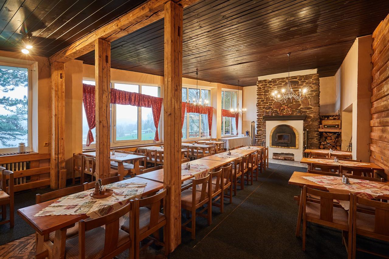 Camp Dolce Hotell Trutnov Eksteriør bilde