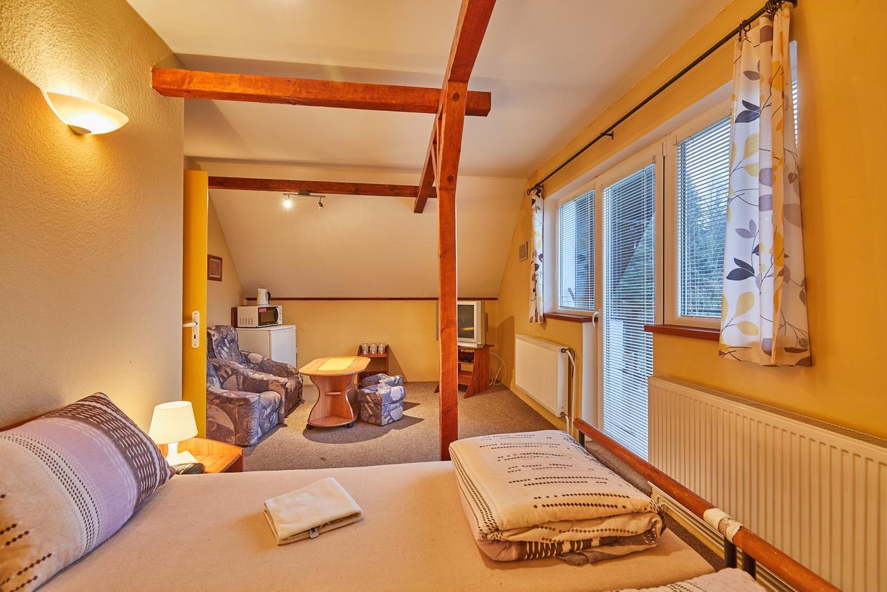 Camp Dolce Hotell Trutnov Eksteriør bilde